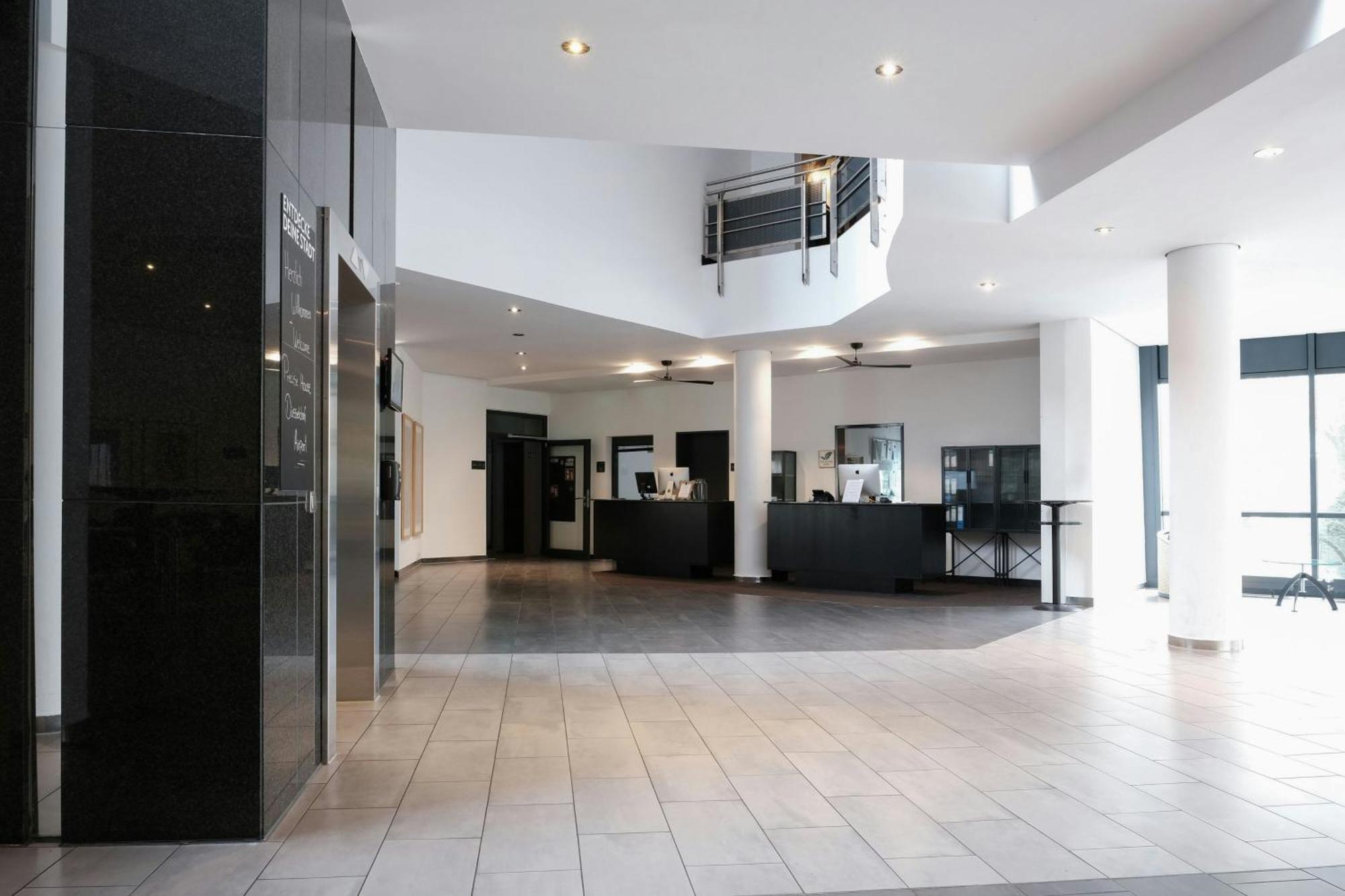 Four Ratingen Dusseldorf Airport Hotel Exterior foto