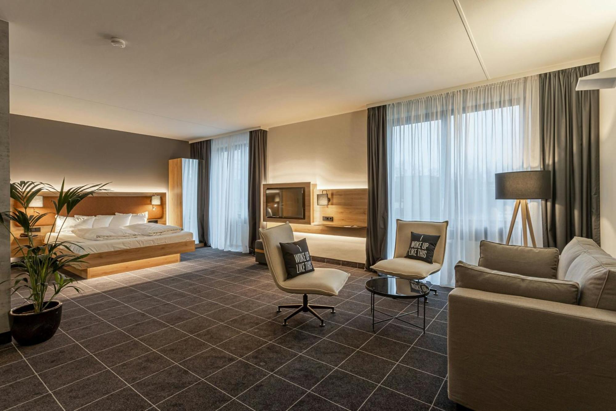 Four Ratingen Dusseldorf Airport Hotel Exterior foto